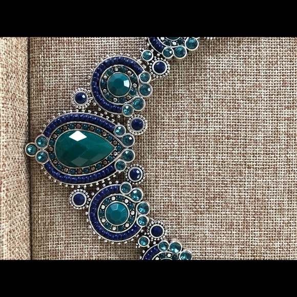 Necklace - Picture 2 of 2